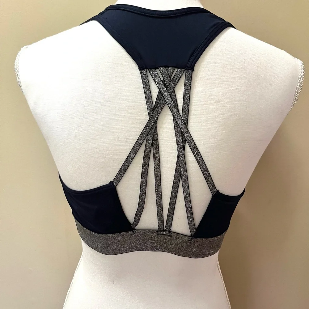 Victoria’s Secret Sparkly Twist Back Sports Bra Size Large